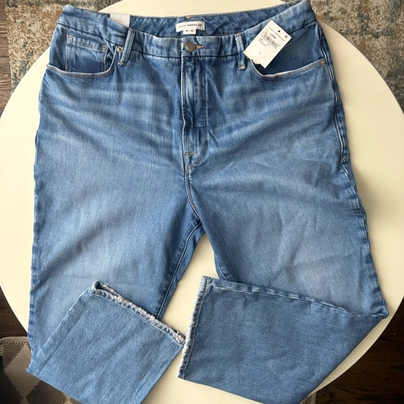 Good American Women’s Straight High Rise Cropped Jean Size 14/32 New - Picture 3 of 11